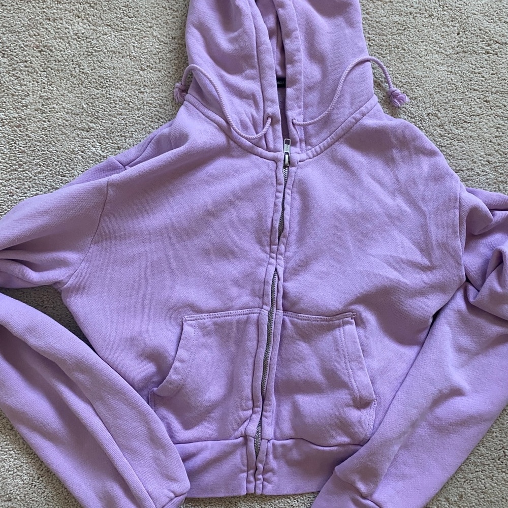 Brandy Melville cropped zip up